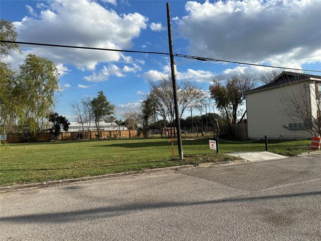 2508 Winbern Street, Houston, TX 77004