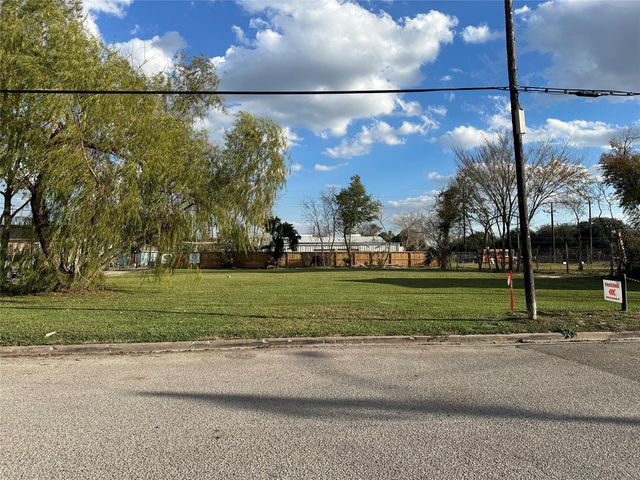 2508 Winbern Street, Houston, TX 77004