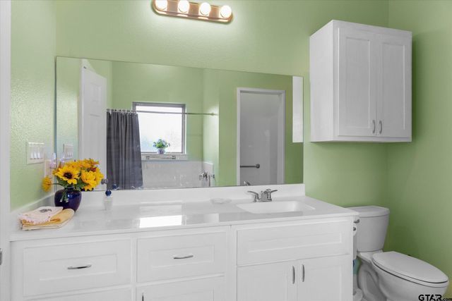 1461 VZCR 4607, Ben Wheeler, TX 75754