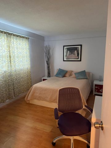 714 NE 10th Street 205, Hallandale Beach, FL 33009