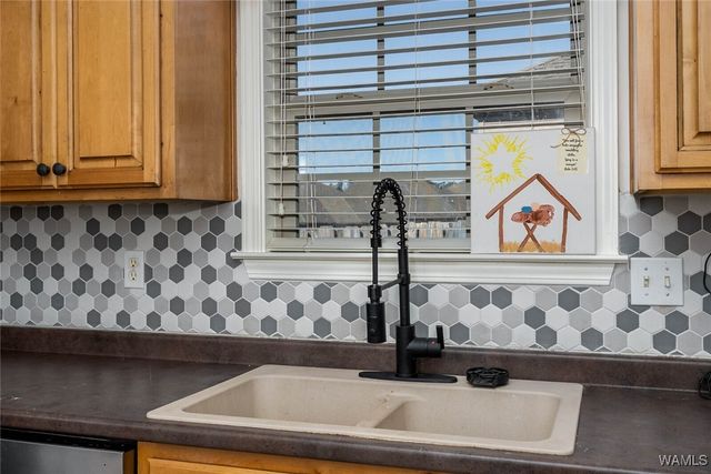 12986 Garden Creek, Northport, AL 35473