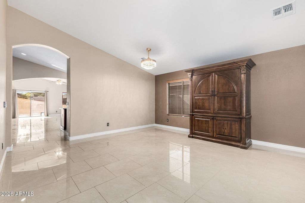 43427 W COURTNEY Drive, Maricopa, AZ 85138 — photo 4