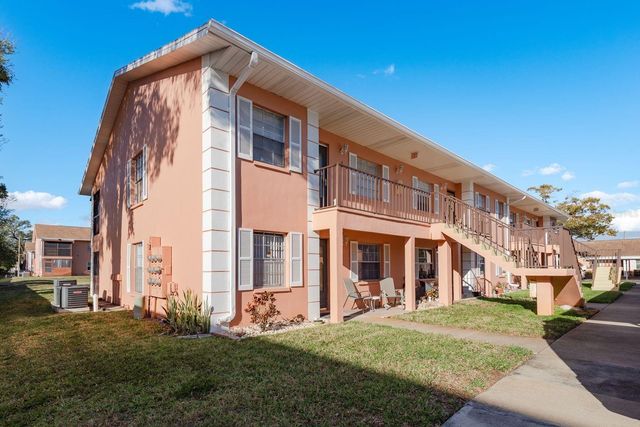 2250 DRUID ROAD E 905, Clearwater, FL 33764