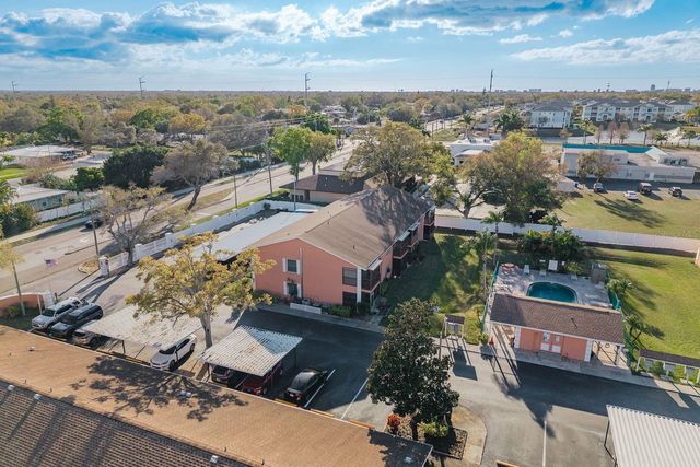 2250 DRUID ROAD E 905, Clearwater, FL 33764