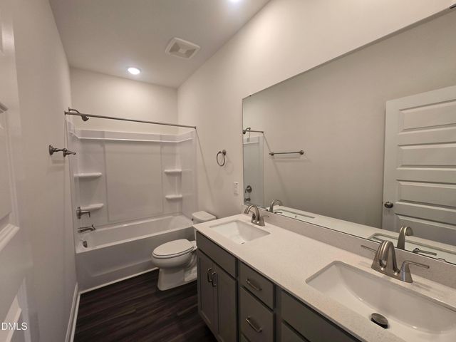 109 Ailey Brook Way 200, Wake Forest, NC 27587