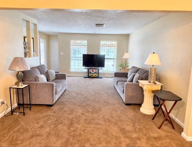 535 Edgebrook Drive, Houston, TX 77034