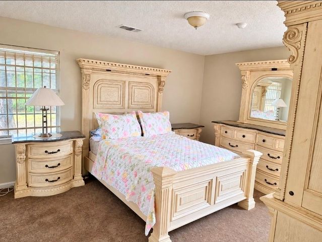 535 Edgebrook Drive, Houston, TX 77034