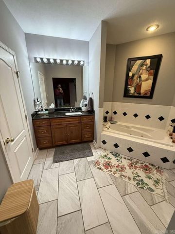 1800 Fox Meadow Lane, Jonesboro, AR 72404
