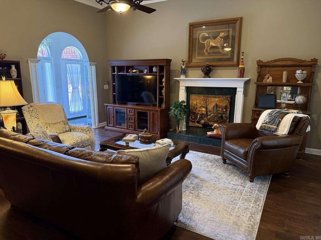 1800 Fox Meadow Lane, Jonesboro, AR 72404