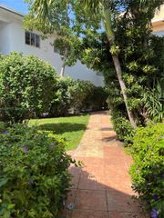 7333 Byron Avenue 7331, Miami Beach, FL 33141