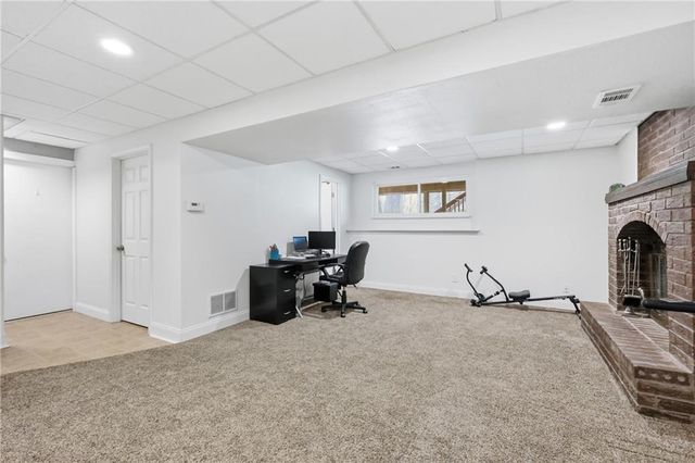907 Josela Court, Leavenworth, KS 66048