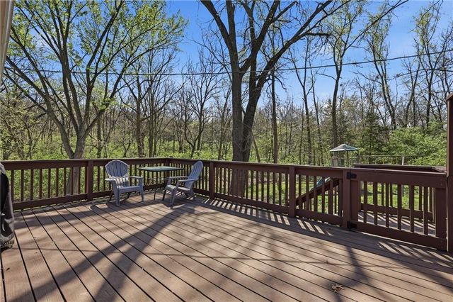 907 Josela Court, Leavenworth, KS 66048