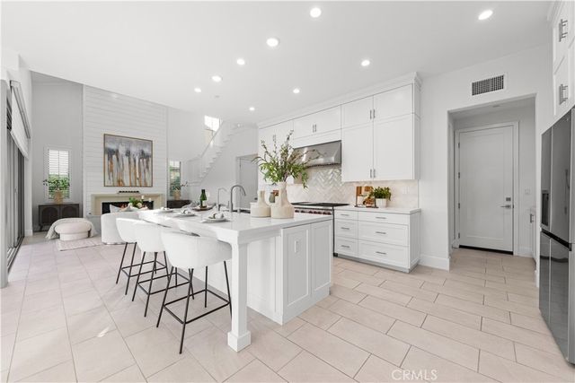134 Bozeman, Irvine, CA 92602