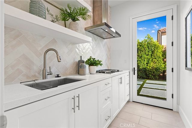 134 Bozeman, Irvine, CA 92602