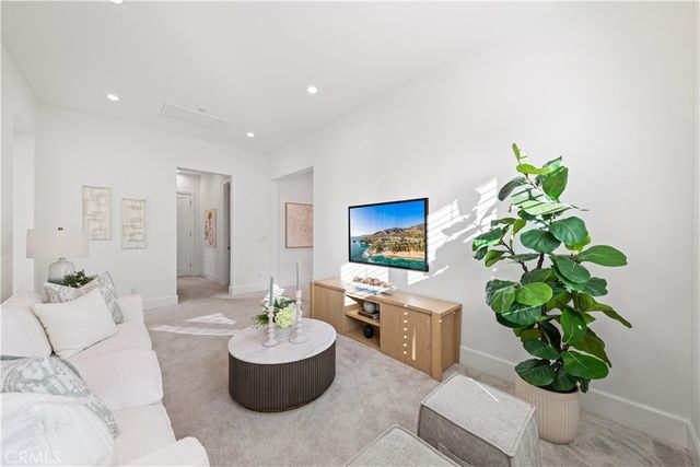134 Bozeman, Irvine, CA 92602
