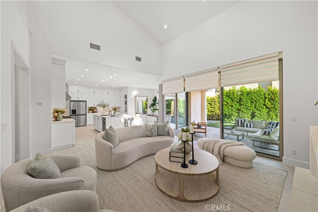 134 Bozeman, Irvine, CA 92602 — photo 4