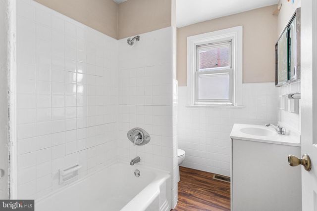 541 EMMETT AVE, Trenton, NJ 08629