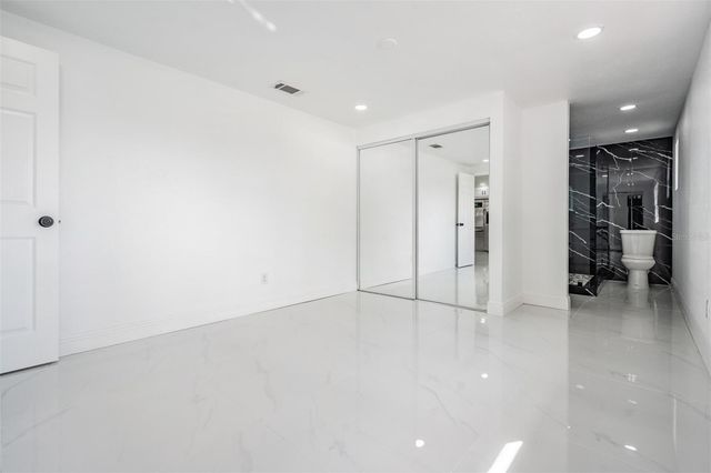 8702 FRIENDSHIP COURT, Tampa, FL 33634