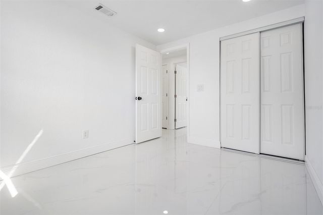 8702 FRIENDSHIP COURT, Tampa, FL 33634