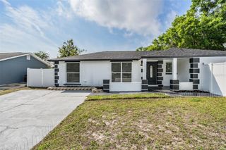 8702 FRIENDSHIP COURT, Tampa, FL 33634