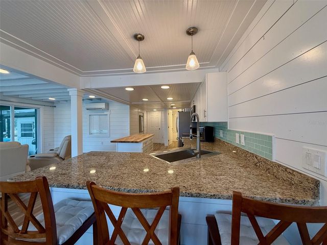 740 DEAUVILLE DRIVE, Punta Gorda, FL 33950