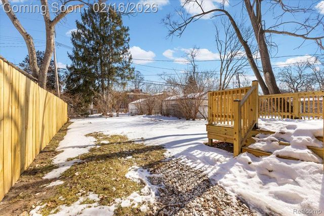 18282 Freeland Street, Detroit, MI 48235