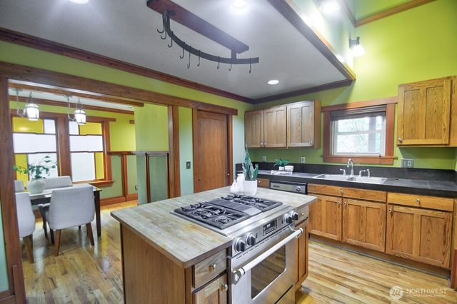 923 Olympia Avenue NE, Olympia, WA 98506