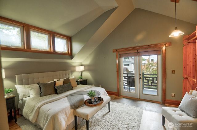 923 Olympia Avenue NE, Olympia, WA 98506