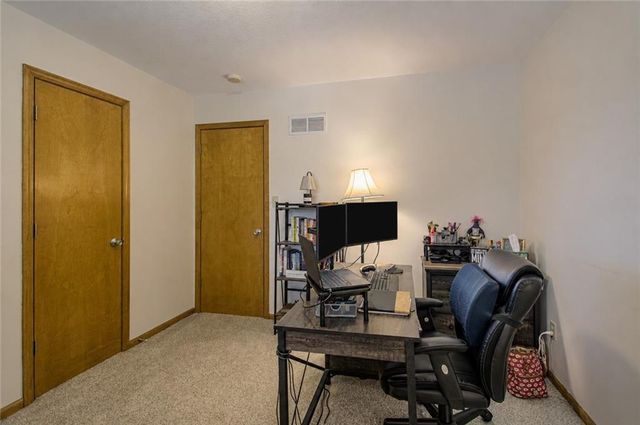 1224 NE Beacon Avenue, Lee's Summit, MO 64086