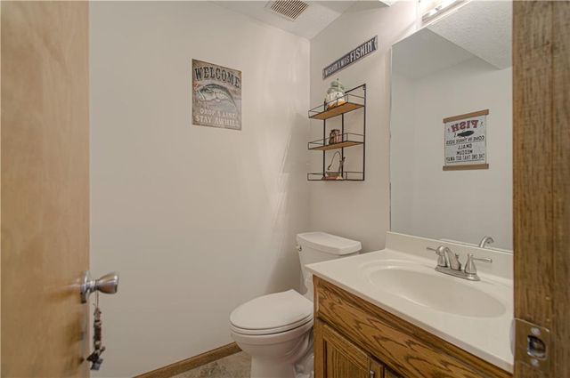 1224 NE Beacon Avenue, Lee's Summit, MO 64086
