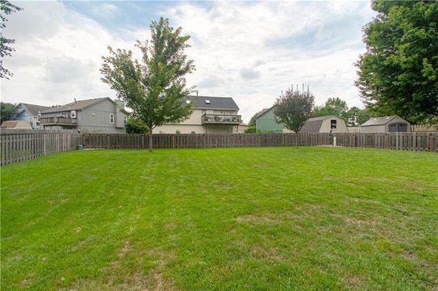 1224 NE Beacon Avenue, Lee's Summit, MO 64086