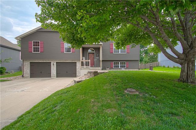 1224 NE Beacon Avenue, Lee's Summit, MO 64086