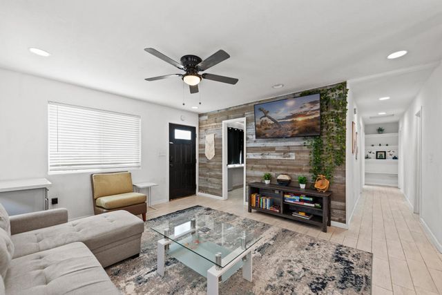 6026 Morongo Road, 29 Palms, CA 92277
