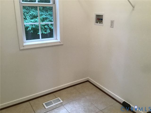 3109 Shadow Creek Dr, Powhatan, VA 23139