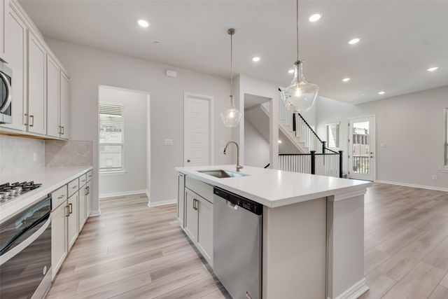 8151 Challenger Lane, Frisco, TX 75034