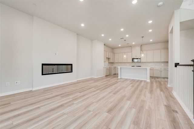 8151 Challenger Lane, Frisco, TX 75034