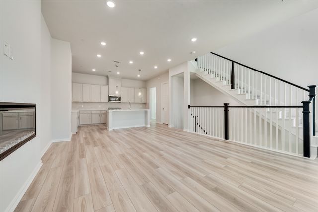 8151 Challenger Lane, Frisco, TX 75034