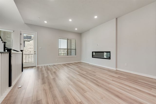 8151 Challenger Lane, Frisco, TX 75034