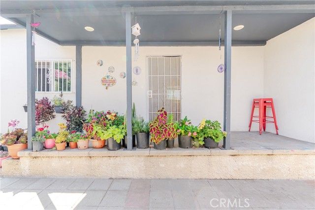 421 E 65th, Los Angeles, CA 90003
