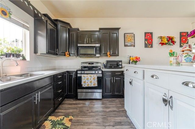 421 E 65th, Los Angeles, CA 90003