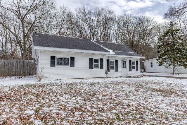 2052 Woodward Street, Muskegon, MI 49442