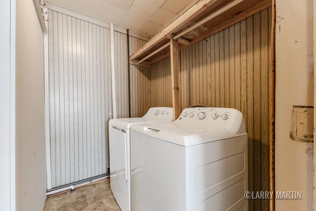 2052 Woodward Street, Muskegon, MI 49442