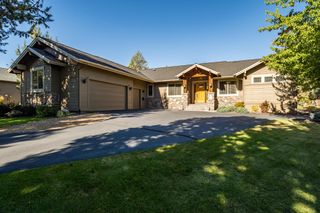 8787 Merlin Drive, Redmond, OR 97756
