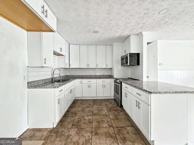 1350 Lori Court, Conley, GA 30288