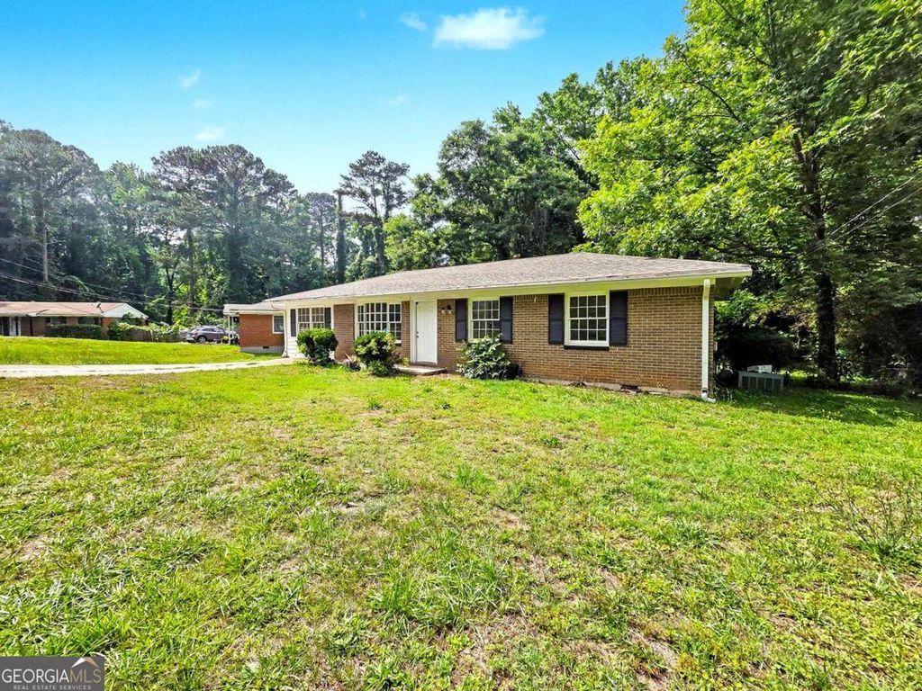 1350 Lori Court, Conley, GA 30288
