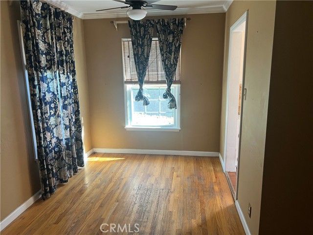 17250 Archwood, Van Nuys (los Angeles), CA 91406