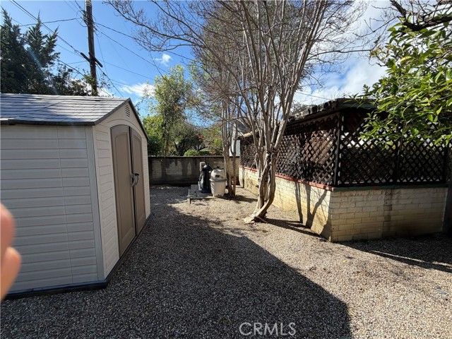 17250 Archwood, Van Nuys (los Angeles), CA 91406