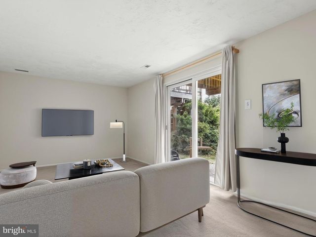 6413 POUND APPLE CT, Columbia, MD 21045