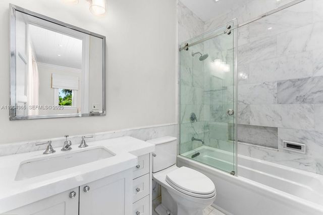 2500 Regatta Ave, Miami Beach, FL 33140