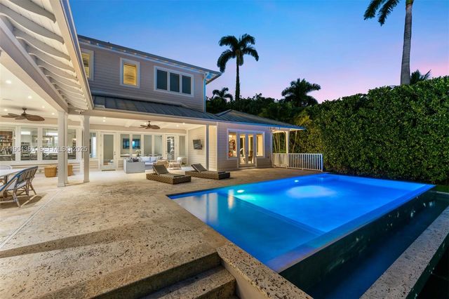 2500 Regatta Ave, Miami Beach, FL 33140